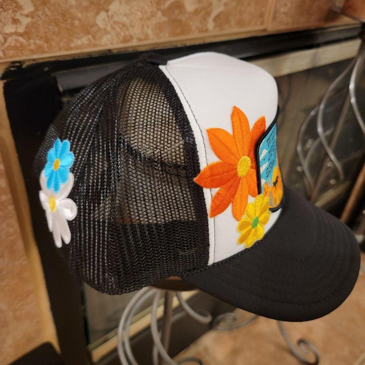 Source Unknown Women's Caps - Black/White – Styli… - image 2