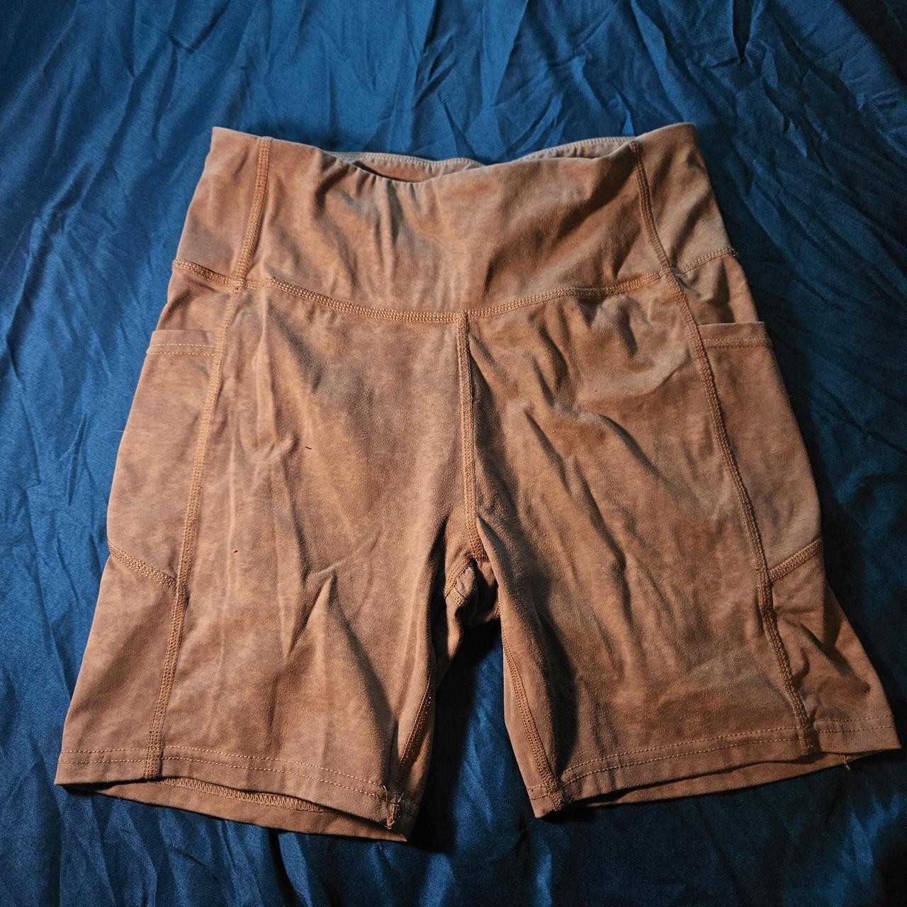 item listed by alioop207
