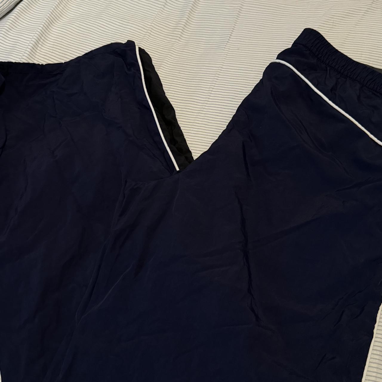 item listed by blonddi