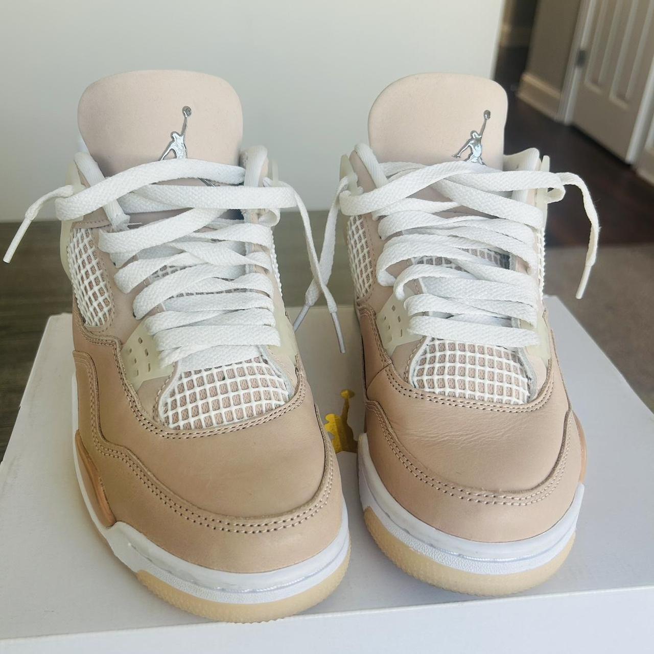 Air Jordan 4 ベージュ/クリーム US 9.5 Air Jordan 4's Retro | Shimmers Color - Beige,Tan, | Depop