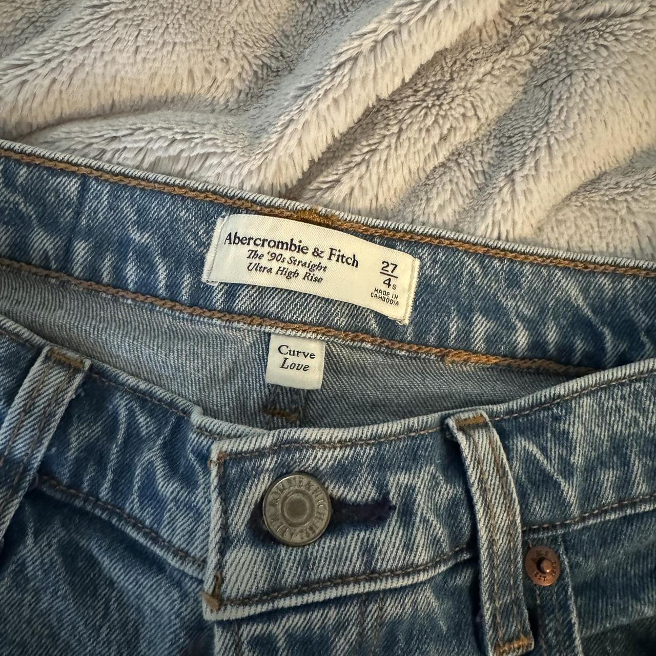 A&F | Curve Love Ultra High Rise 90s Straight Jeans... - Depop