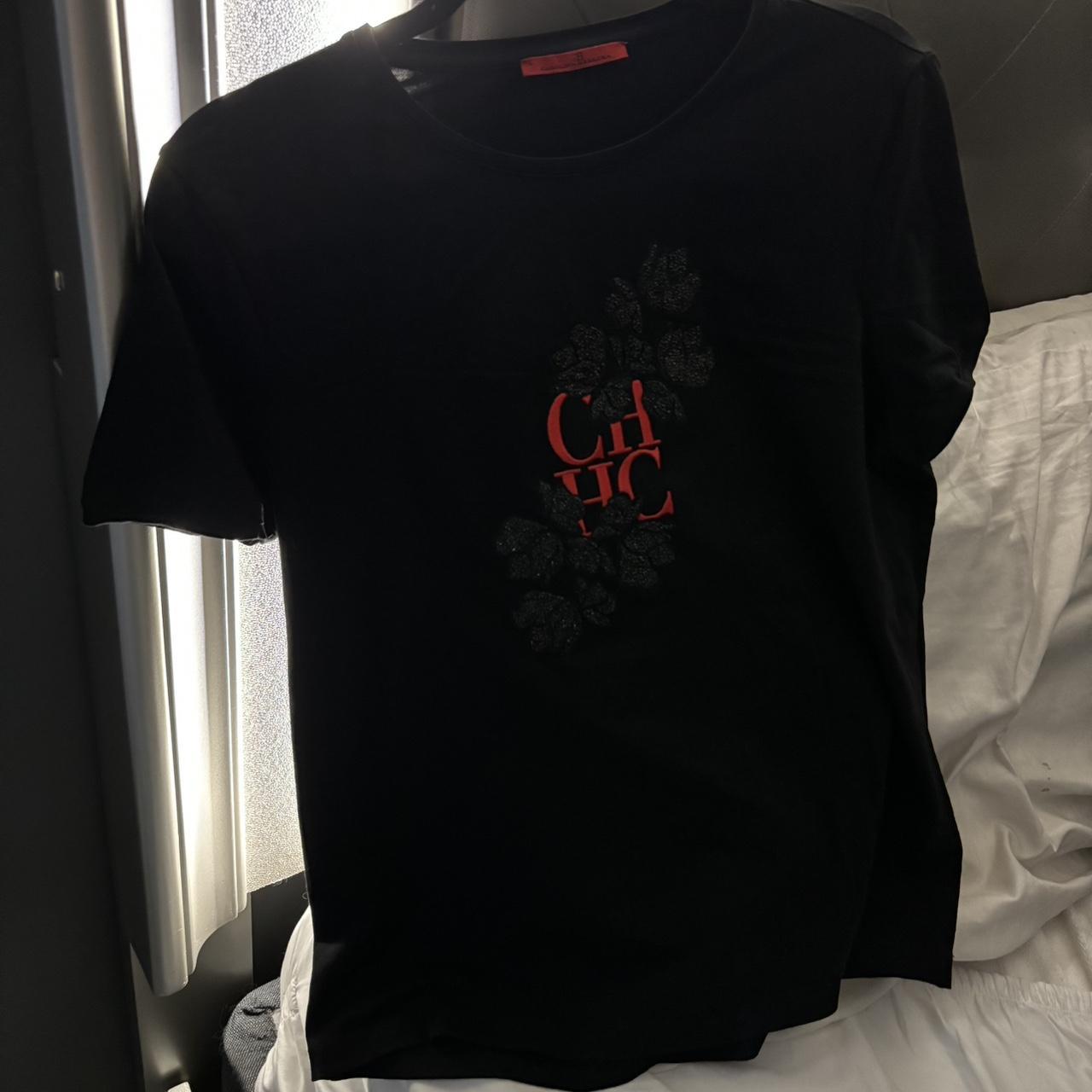 Carolina Herrera newest Women Tshirt L