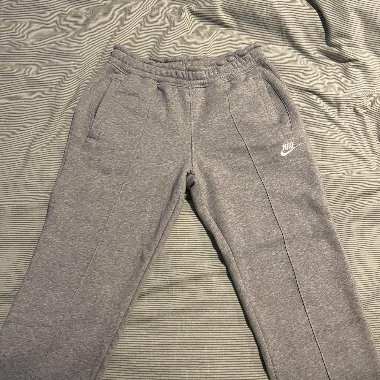 mens nike club joggers grey
