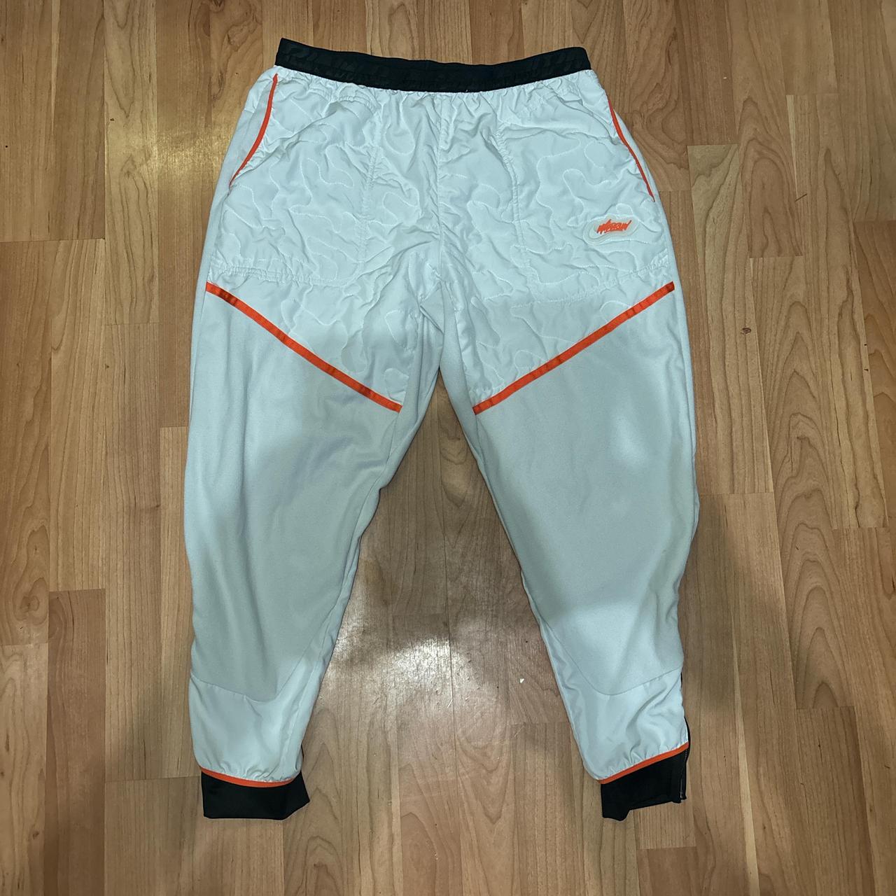 nike wild run joggers