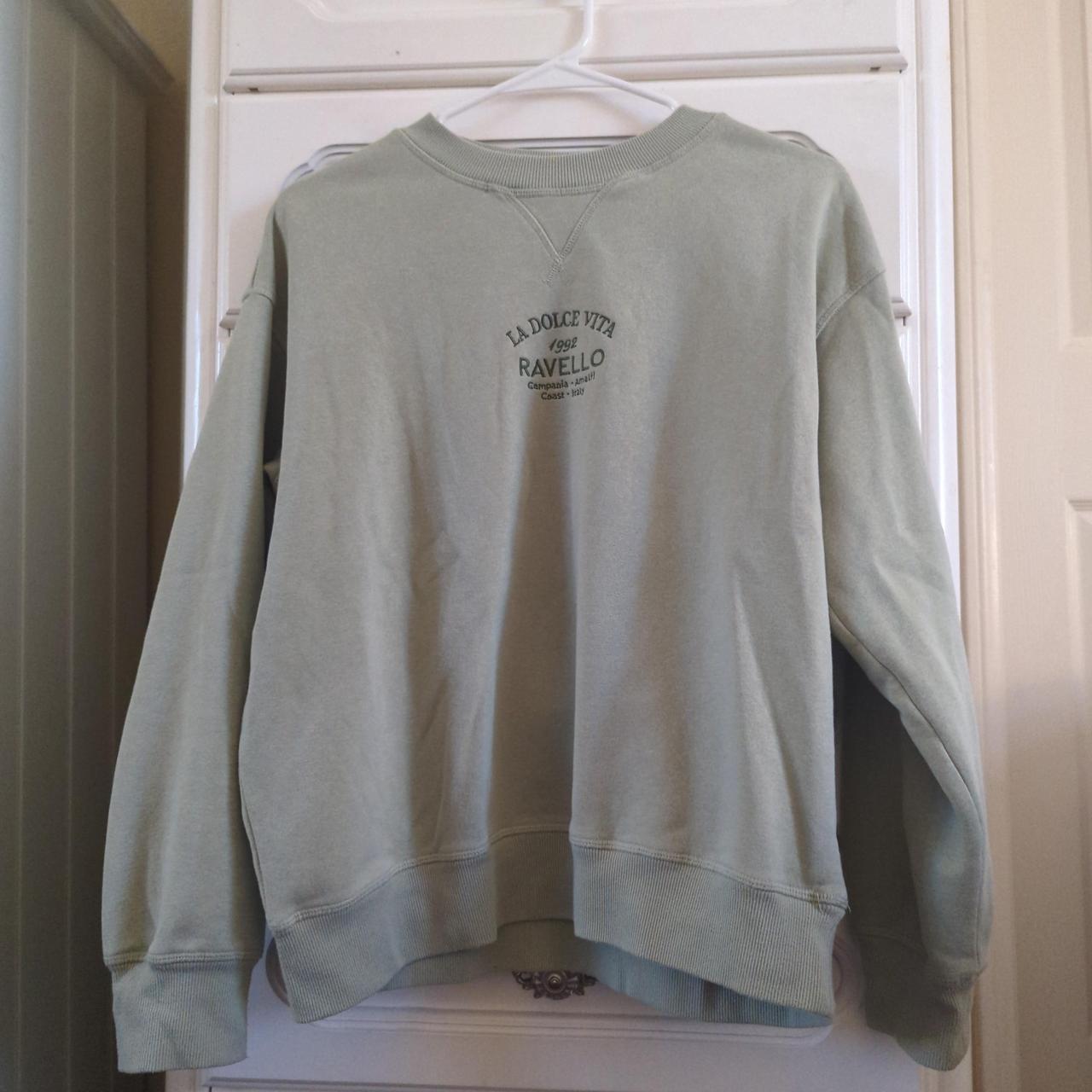 La Dolce Vita sage green crew neck, super soft