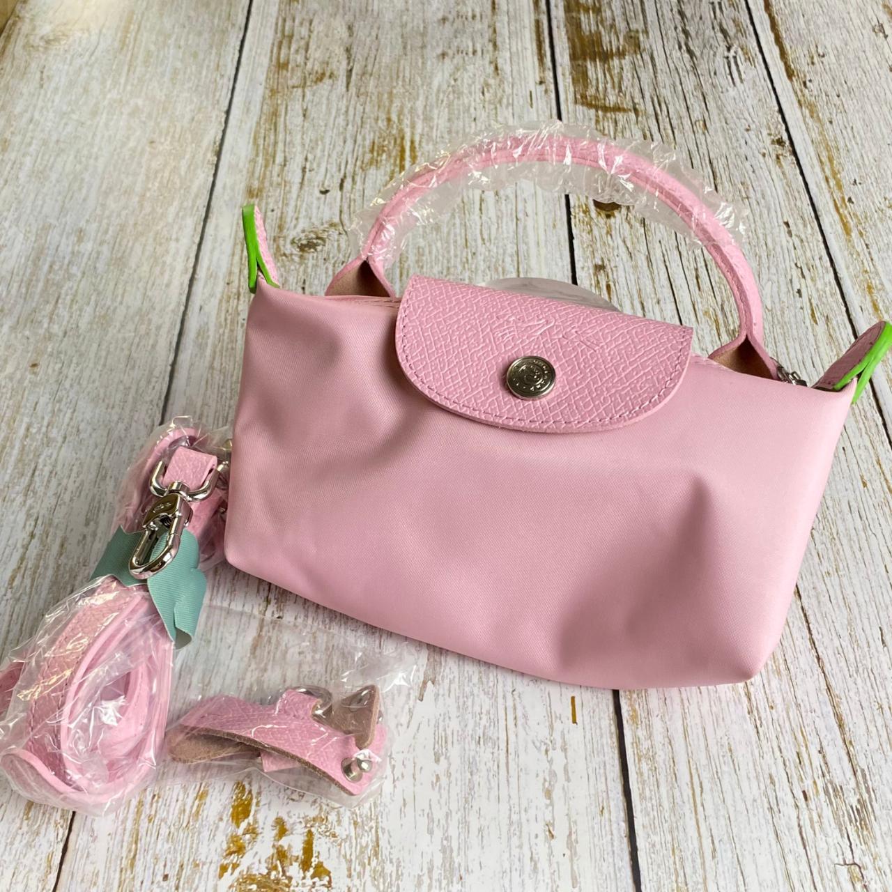 item listed by priscovitta