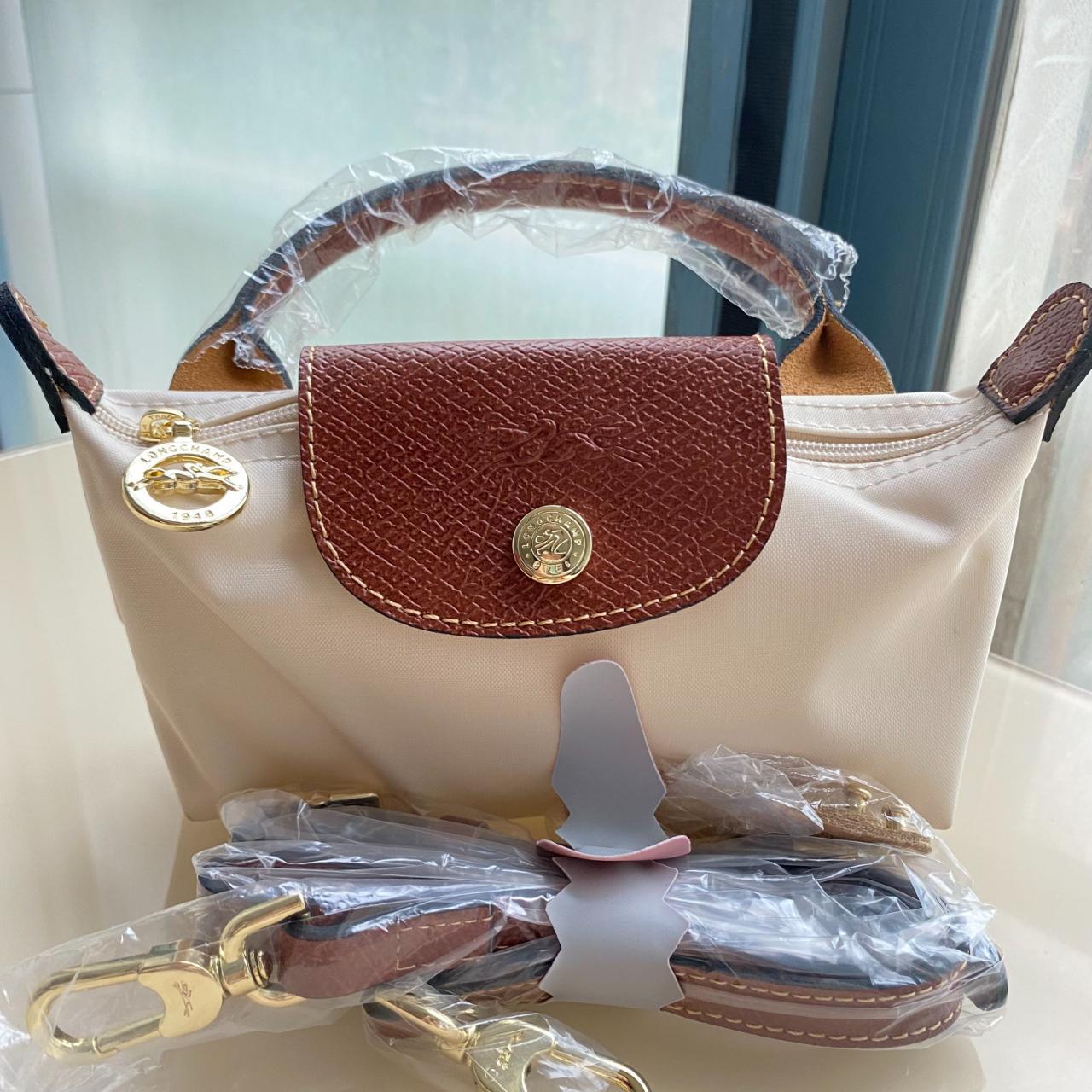 item listed by priscovitta