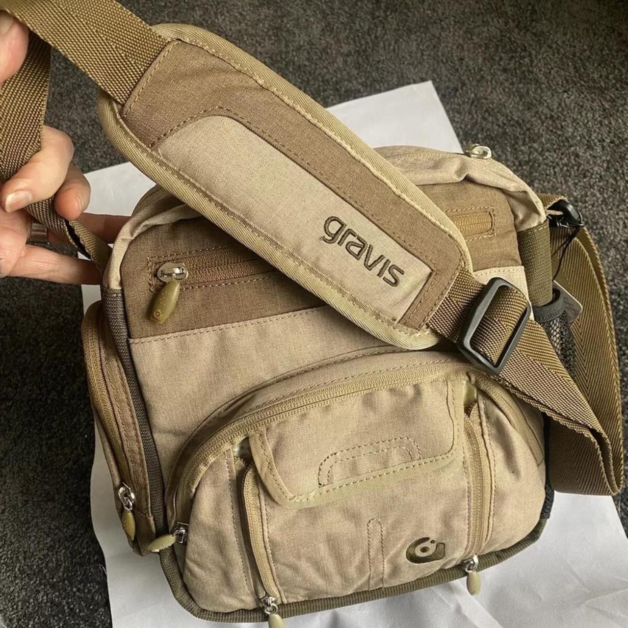 Gravis messenger bag on sale