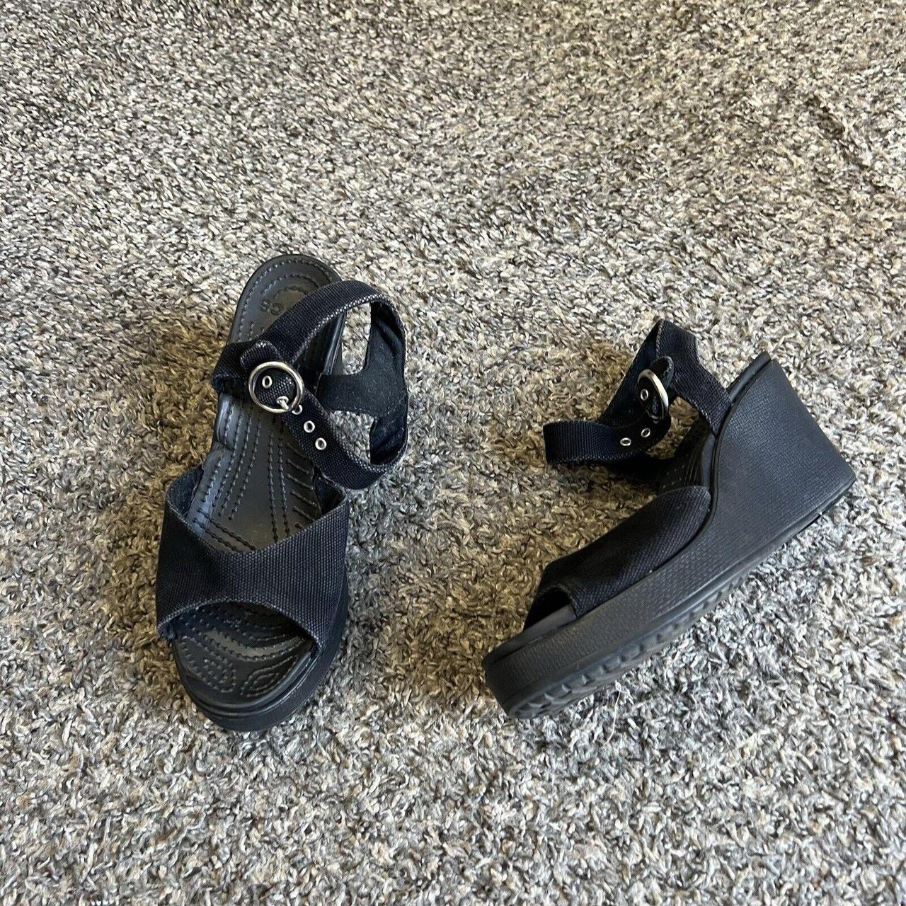 crocs women's wedge heels