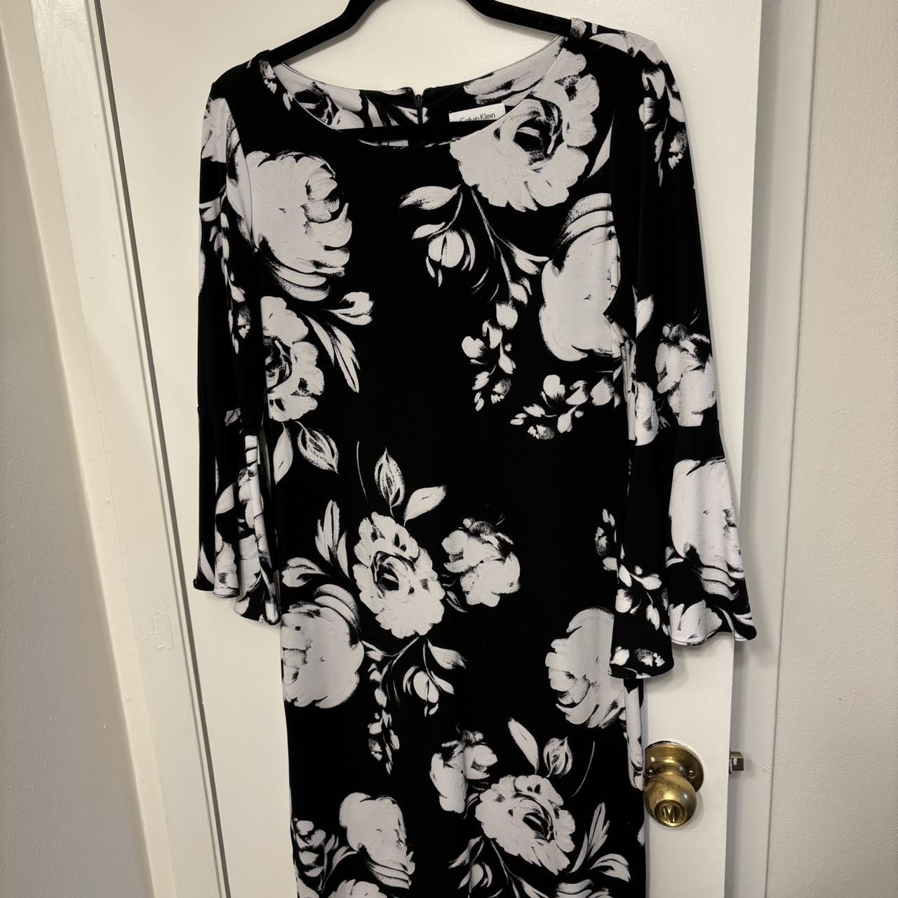 Calvin klein black and white floral dress best sale