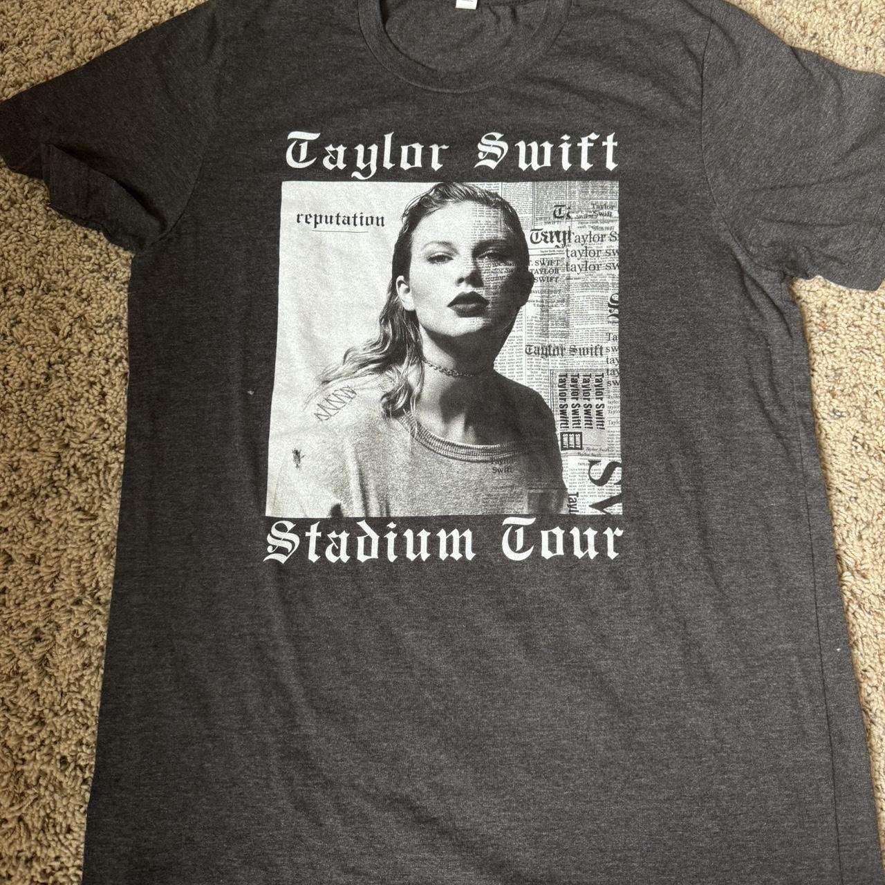 Taylor swift reputation stadium tour tee shirt - Depop