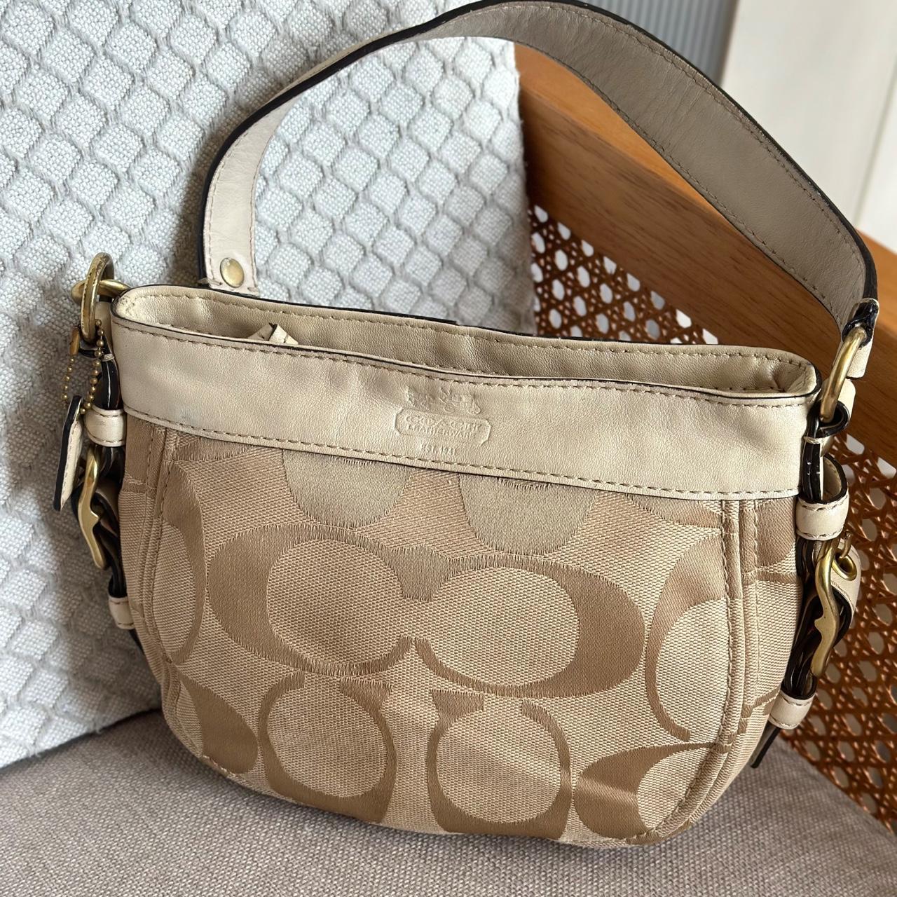 Shops Coach Zoe hobo bag