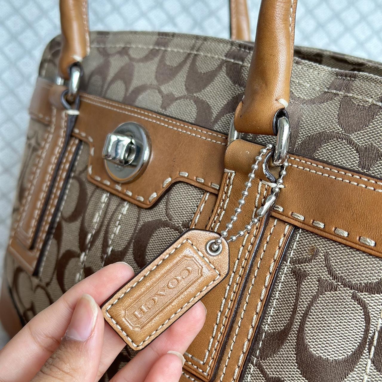 Vintage Coach Signature Shoulder Bag 🤎 details: | Depop