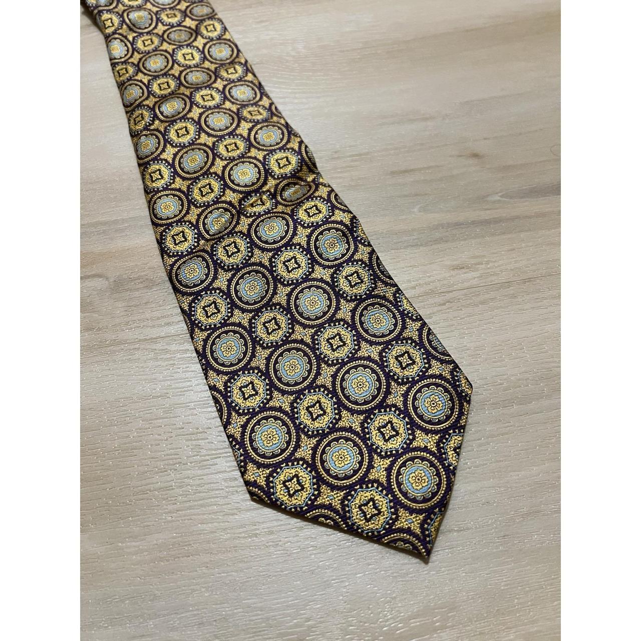 item listed by emgreenos