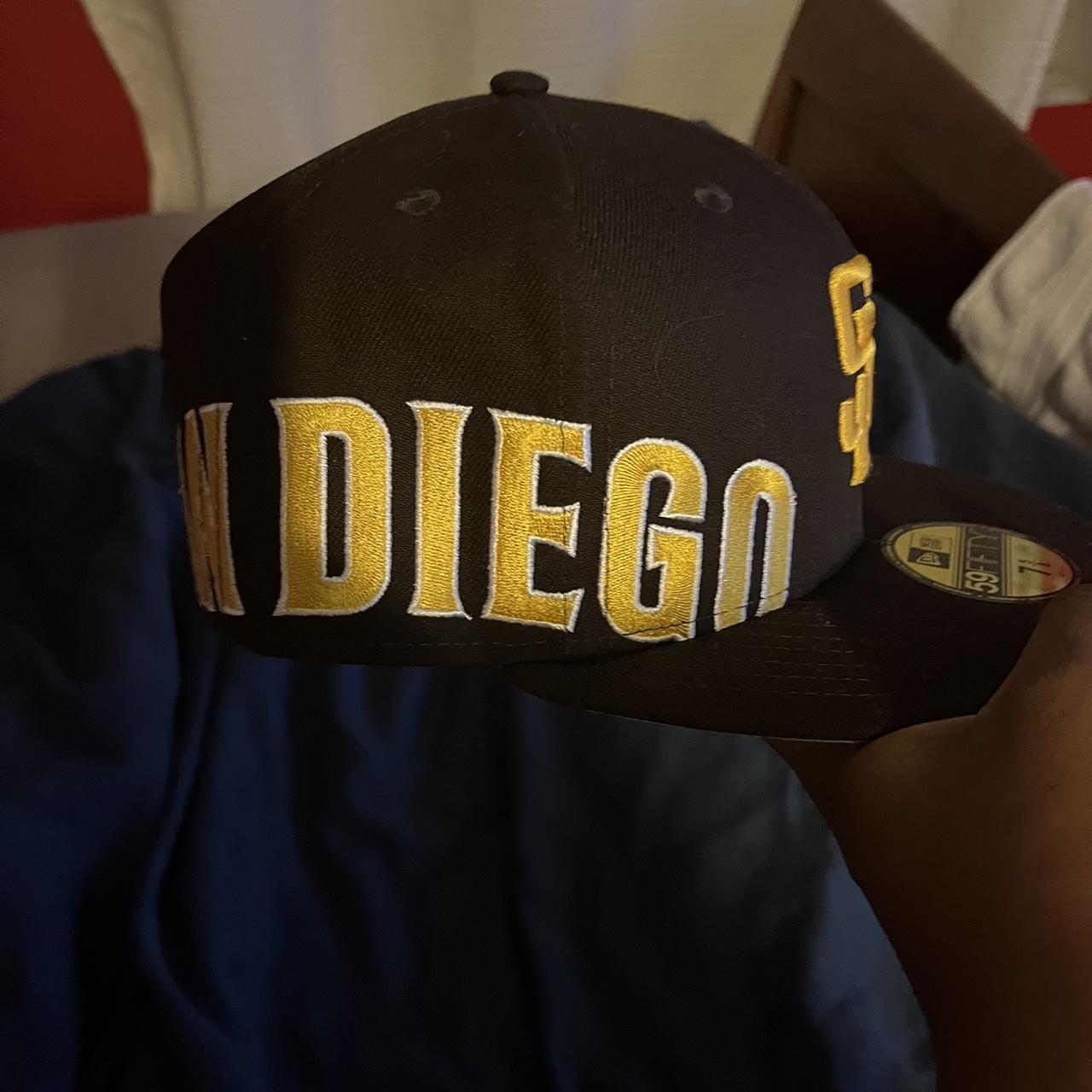 San diego padres fitted hat size 7 5/8 good... - Depop