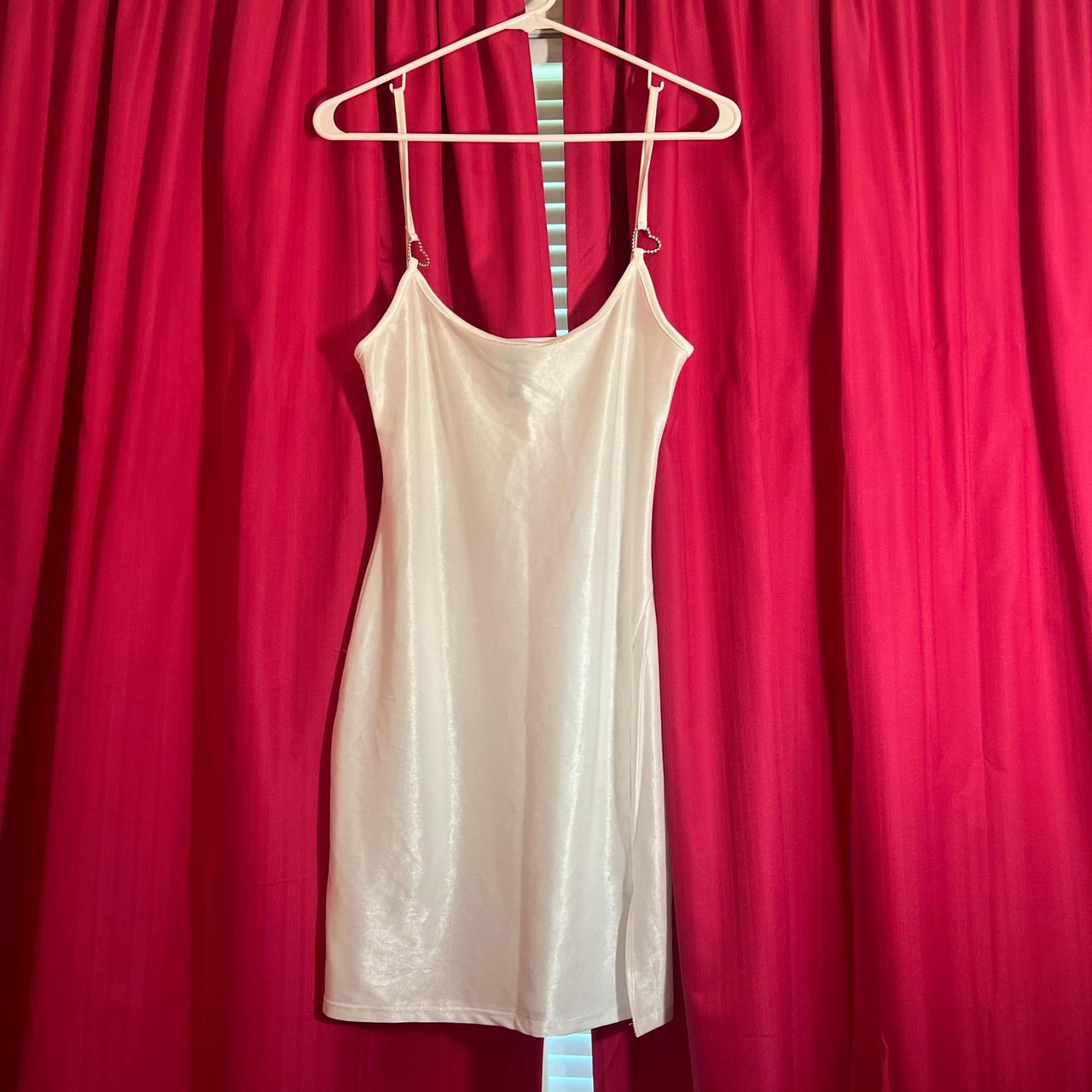item listed by lookzandbookz