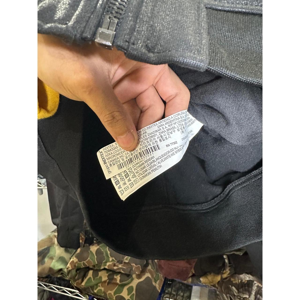 Preloved Men's Bomber Jacket - Black - XL – Zara … - image 4