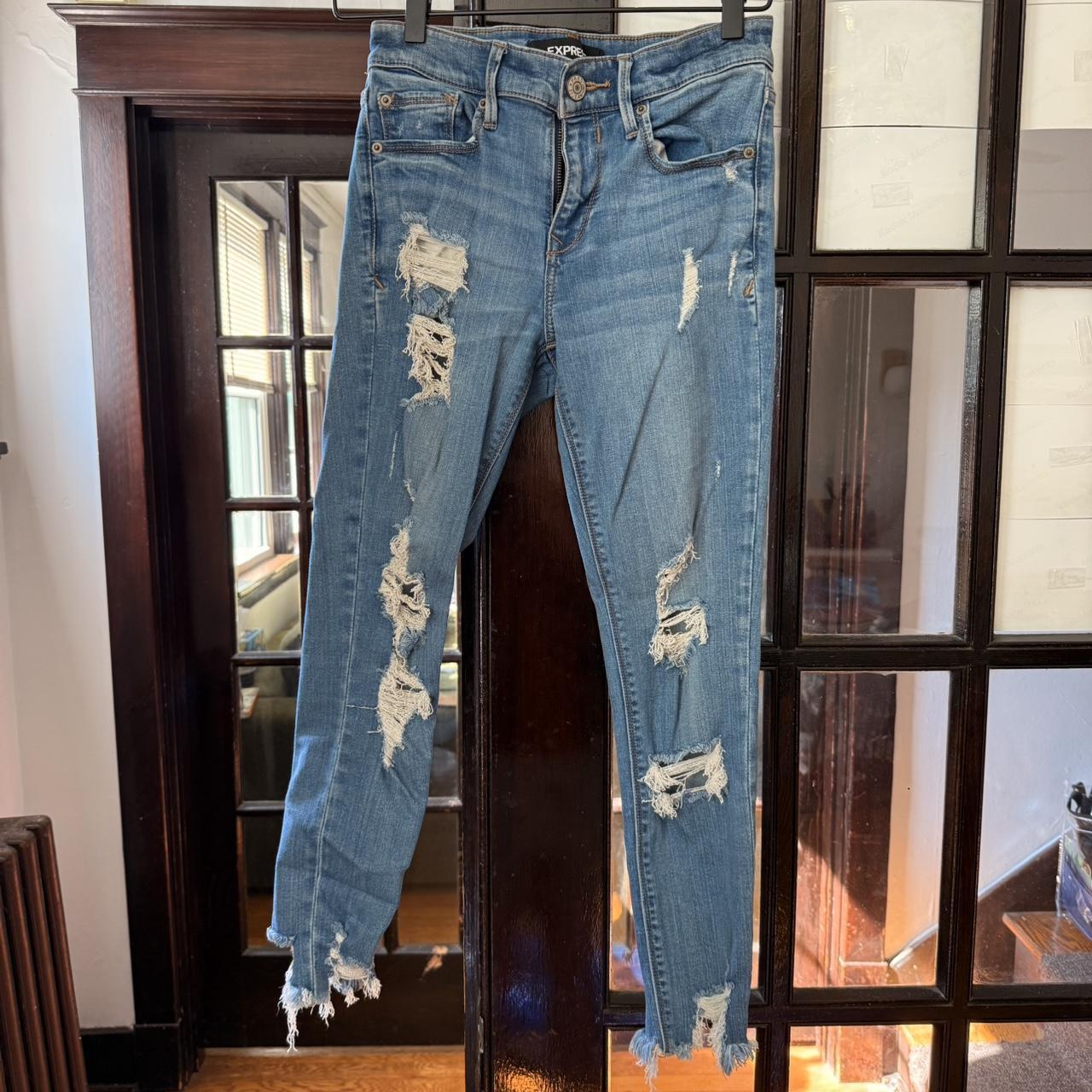 item listed by hb_00