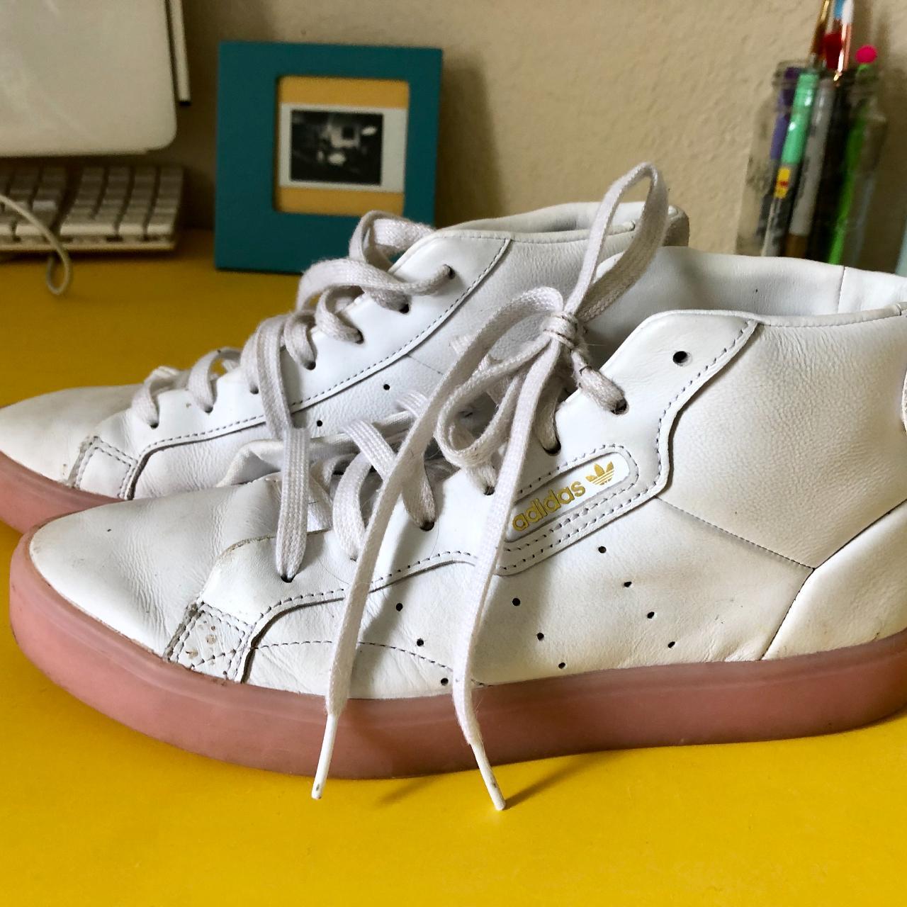 Adidas Originals Women s Sleek Mid Top White Pink