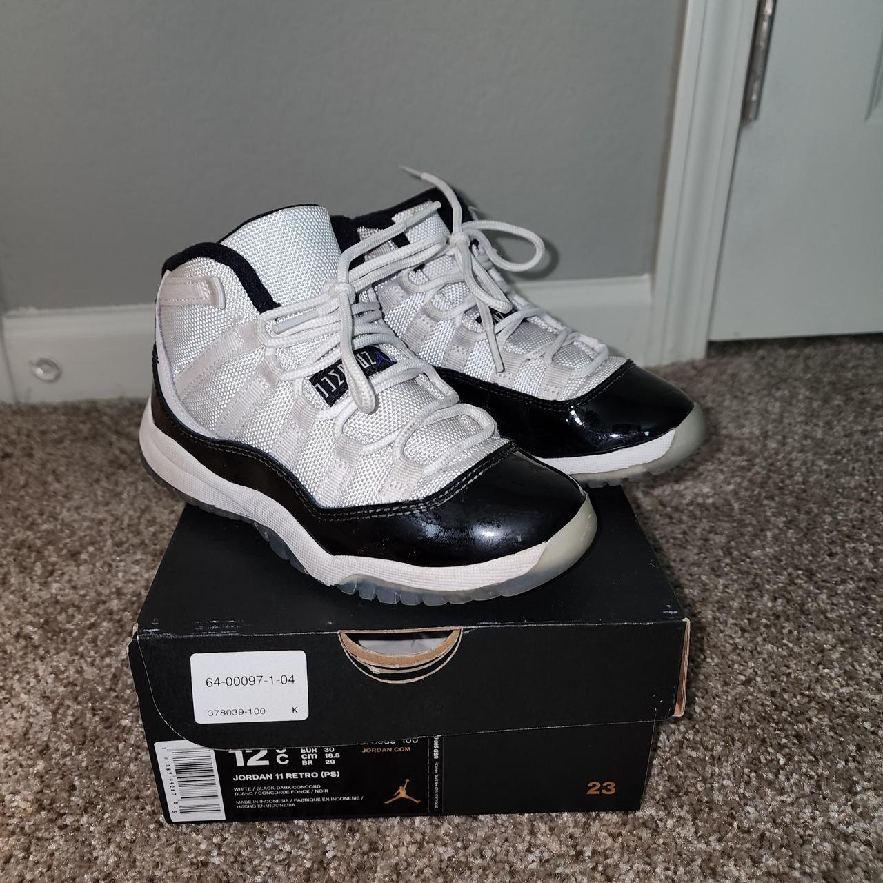 Air jordan 11 concord kids on sale