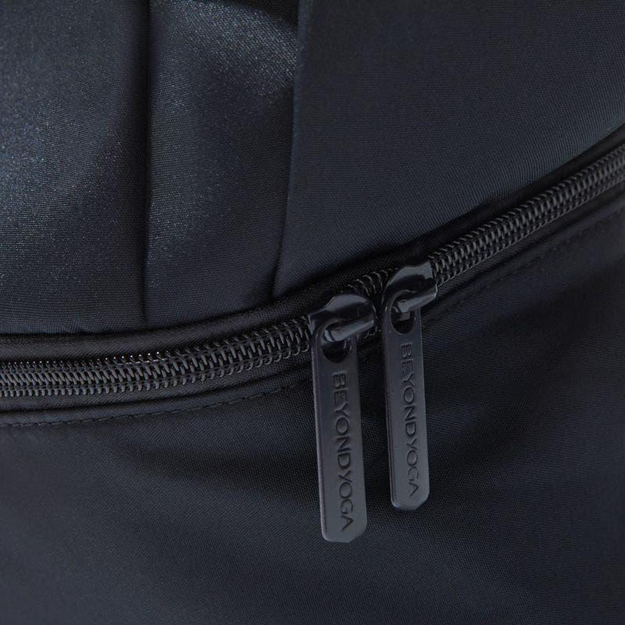Beyond Yoga, Bags, New Beyond Yoga Black Convertible Backpacktote Bag