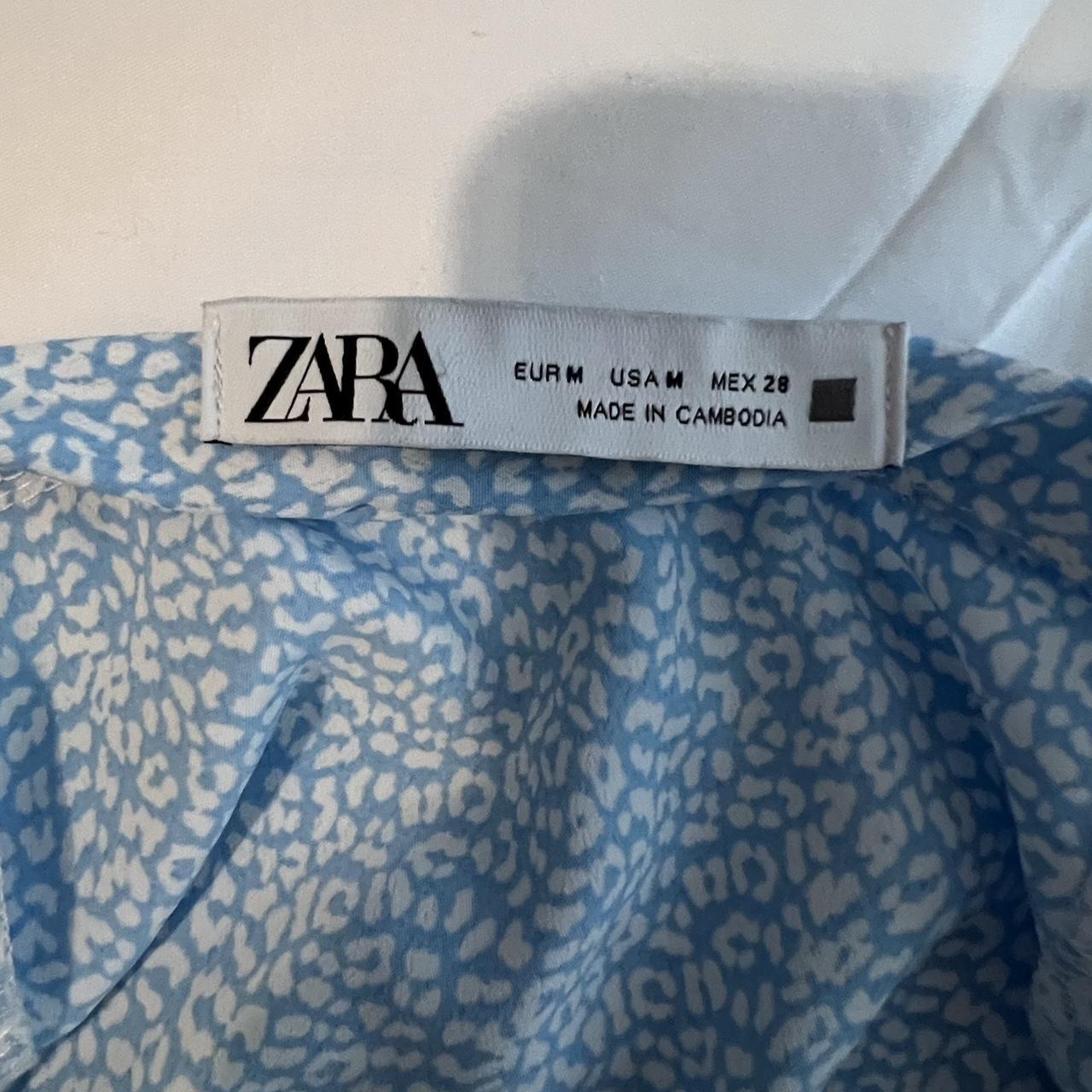 Zara blue and white skort never worn. Size medium - Depop