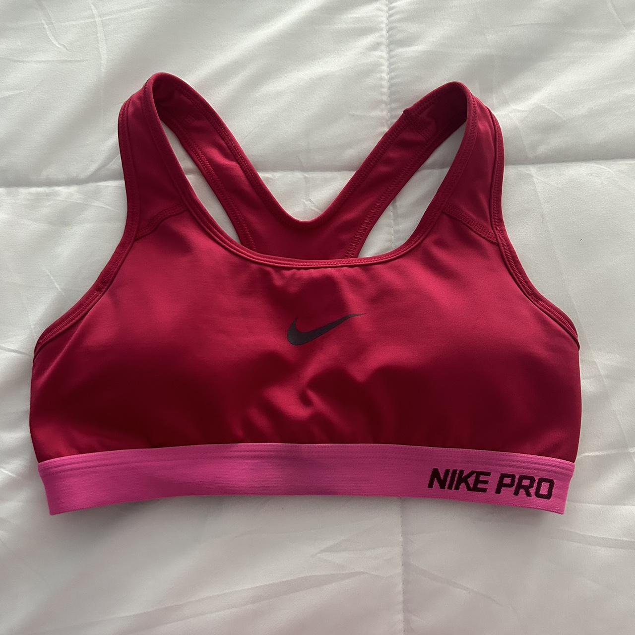 womens pink nike sports bra