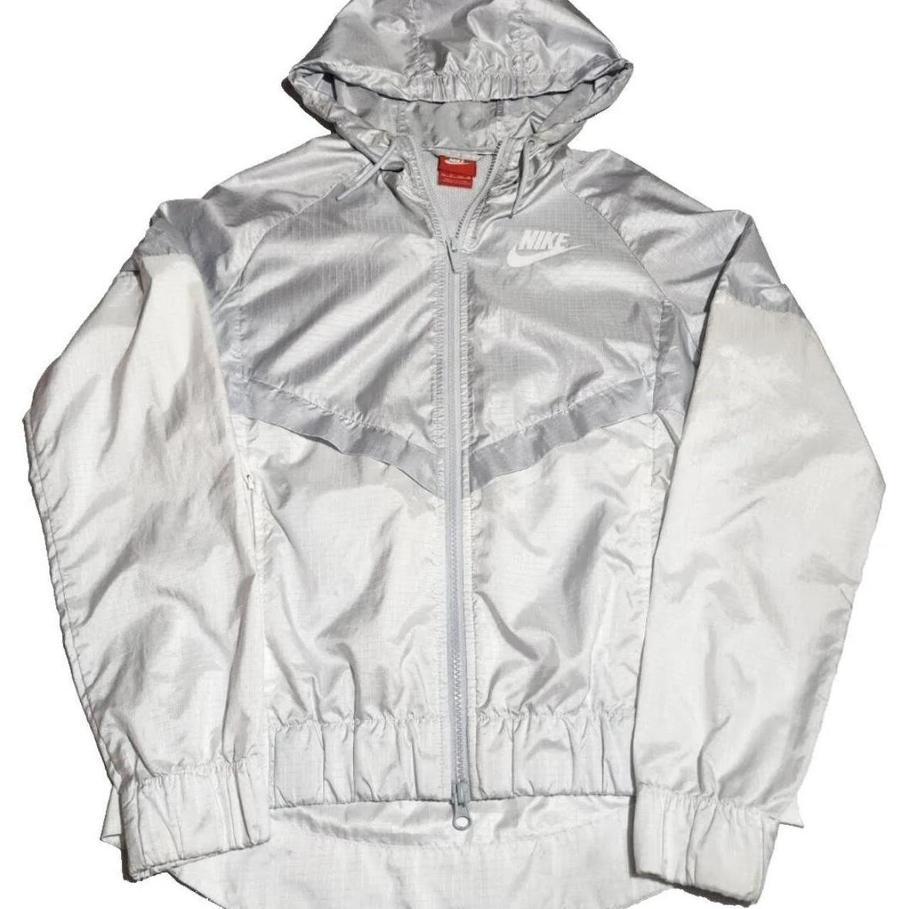 nike windrunner silver