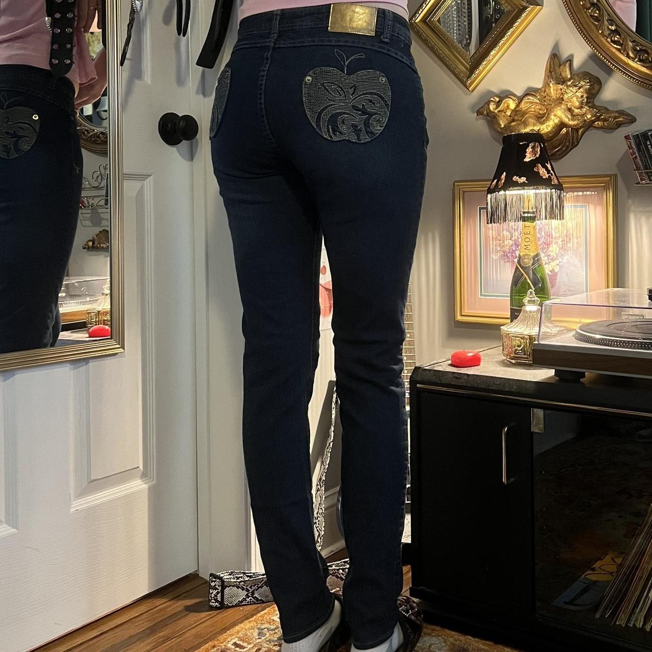 Apple bottoms retailer jeans