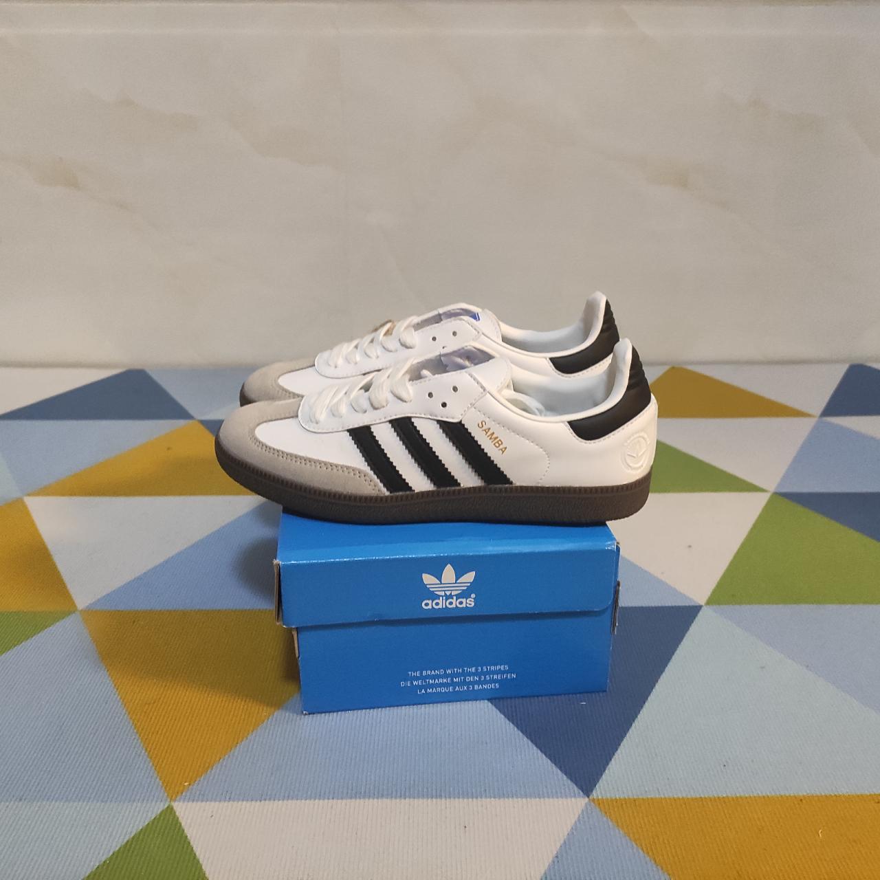 Size 41 adidas on sale