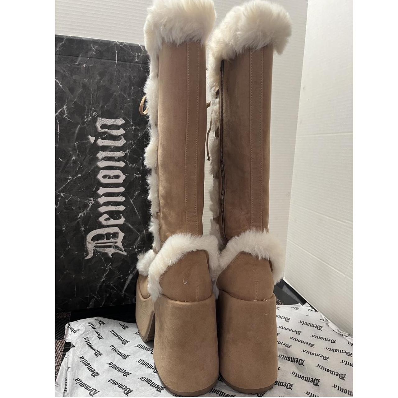 demonia camel tan