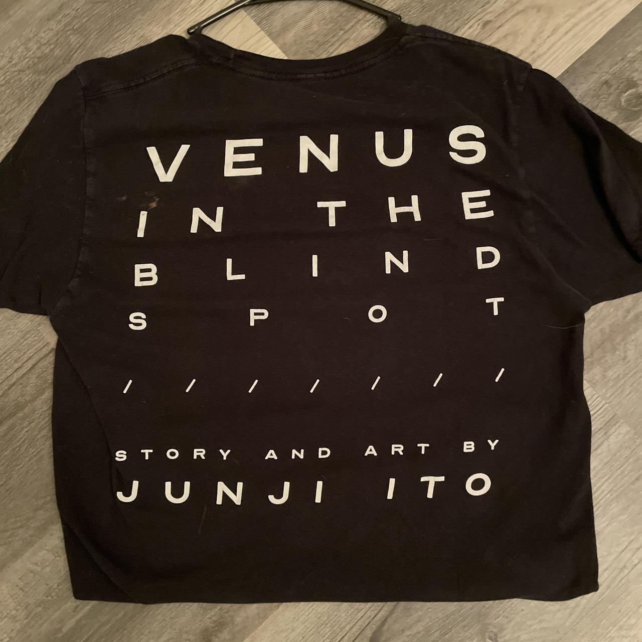 Junji Ito Collection: Venus In The purchases Blind Spot Shirt