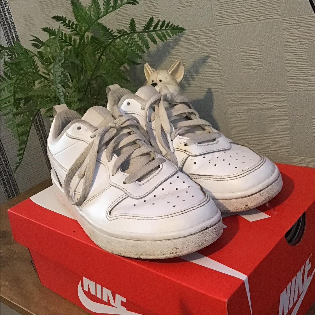 nike court borough jn00