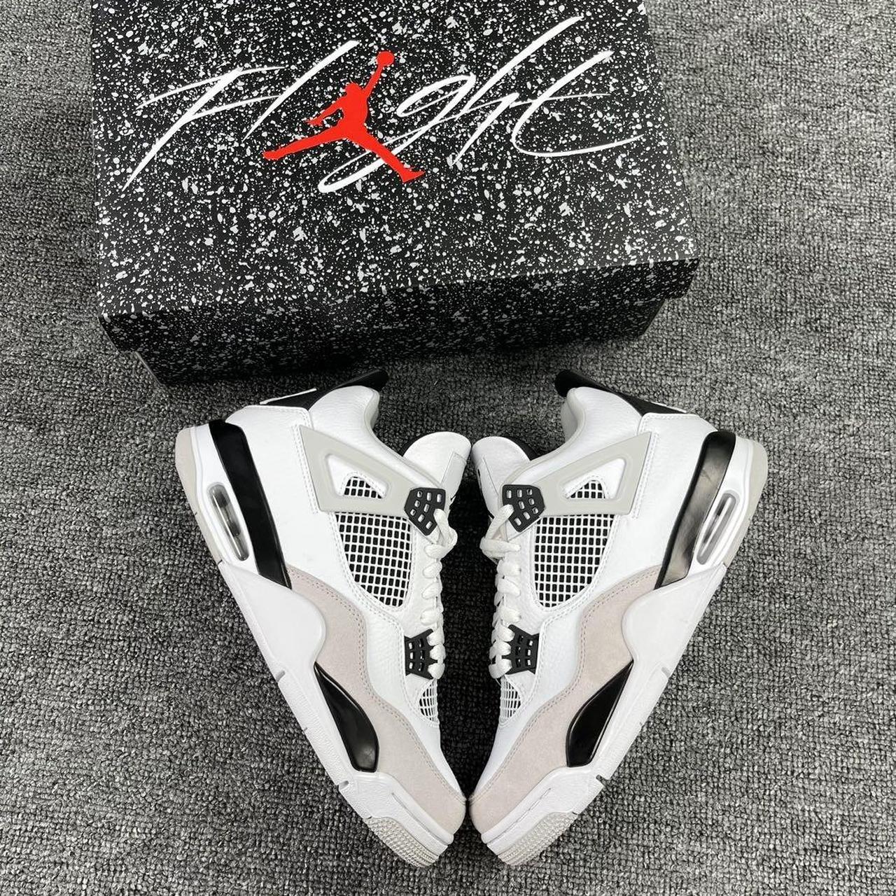 mens white jordan 4