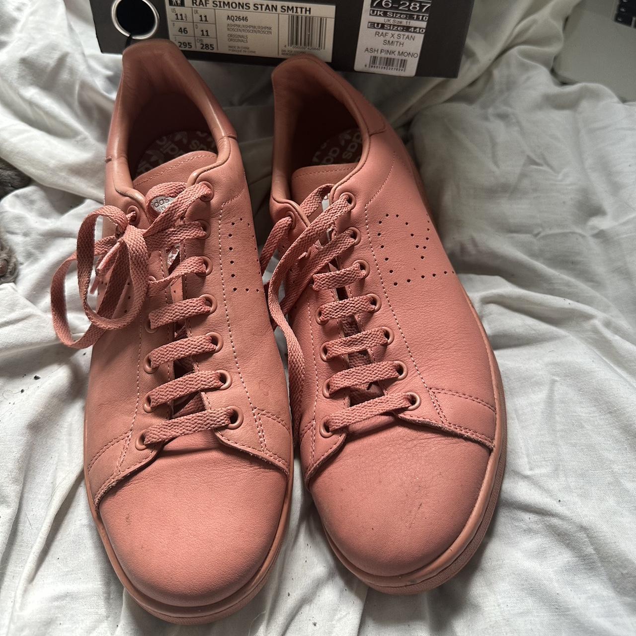 Raf simons x stan smith ash pink best sale