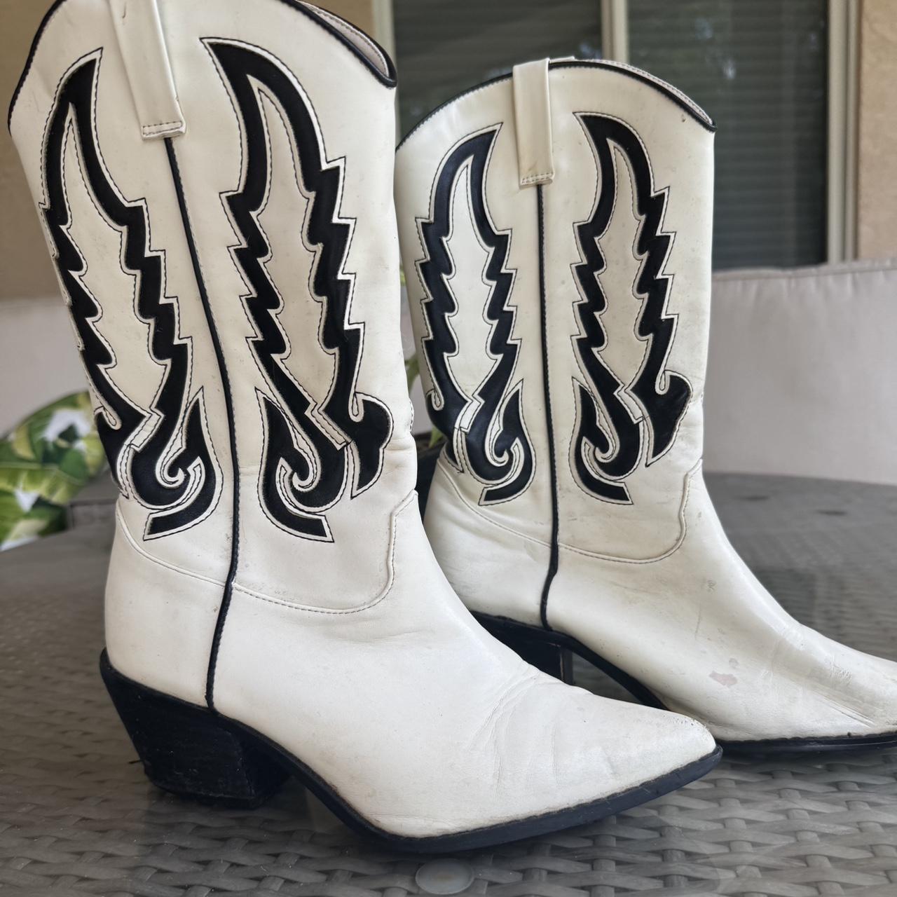 item listed by cosmiiccloset