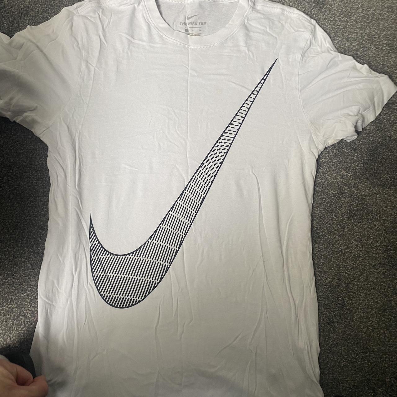 white nike t shirt black tick