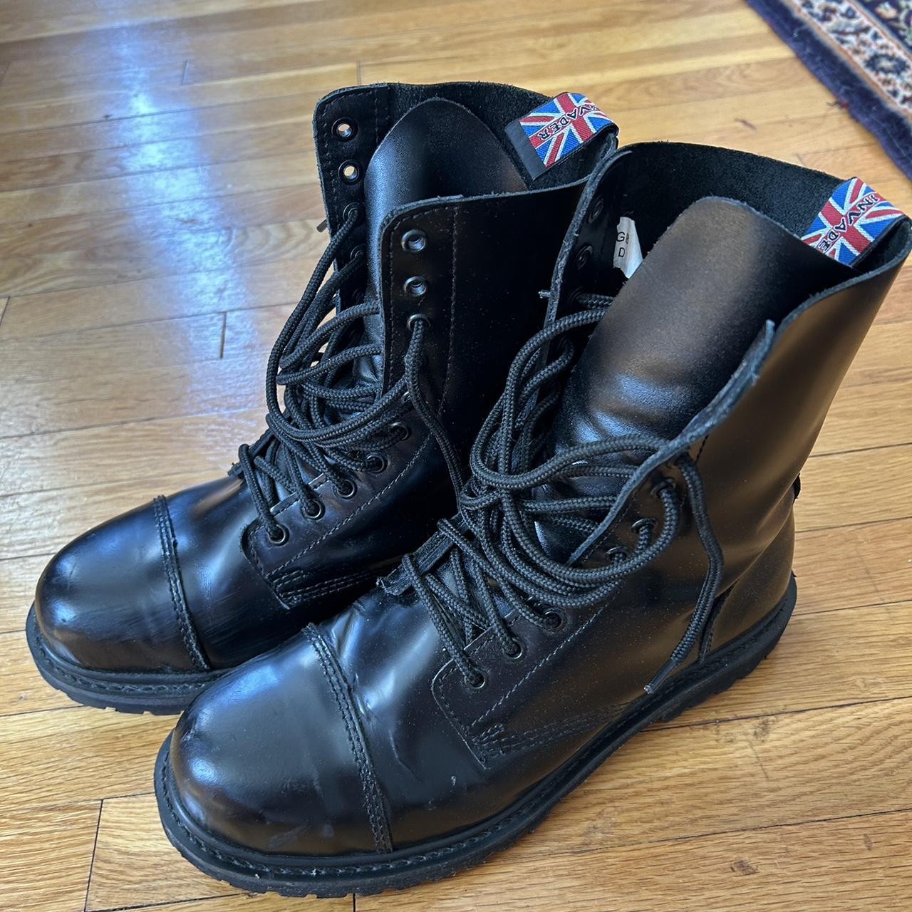 invader boots