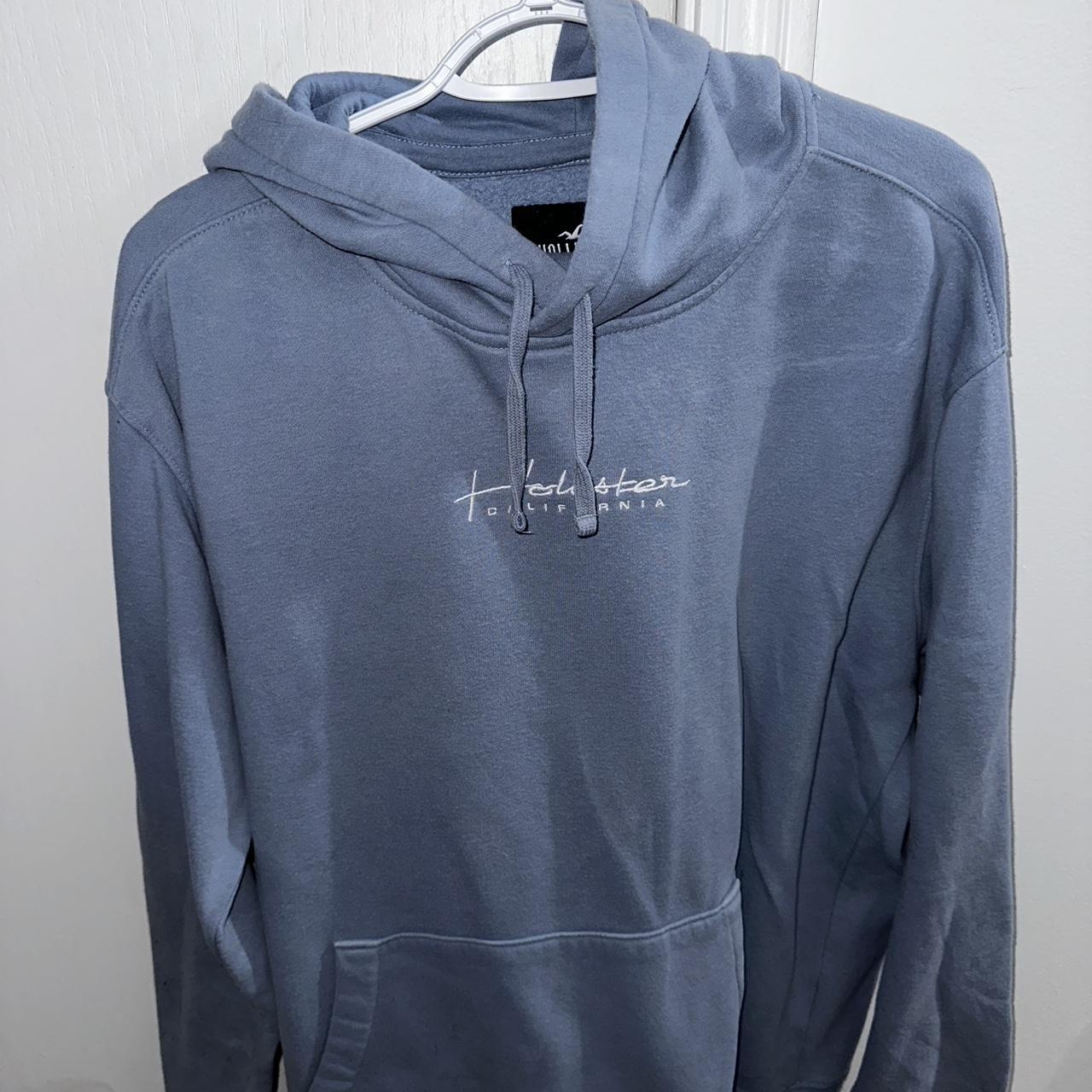 Hollister co deals hoodies