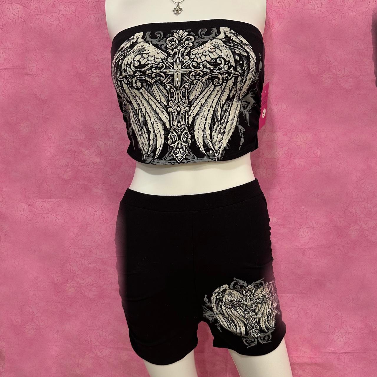 BADBLOOD♥ Bad Girls Loose Fit Top /追跡付 trashy y2k bedazzled mcbling black tube crop top and | Depop