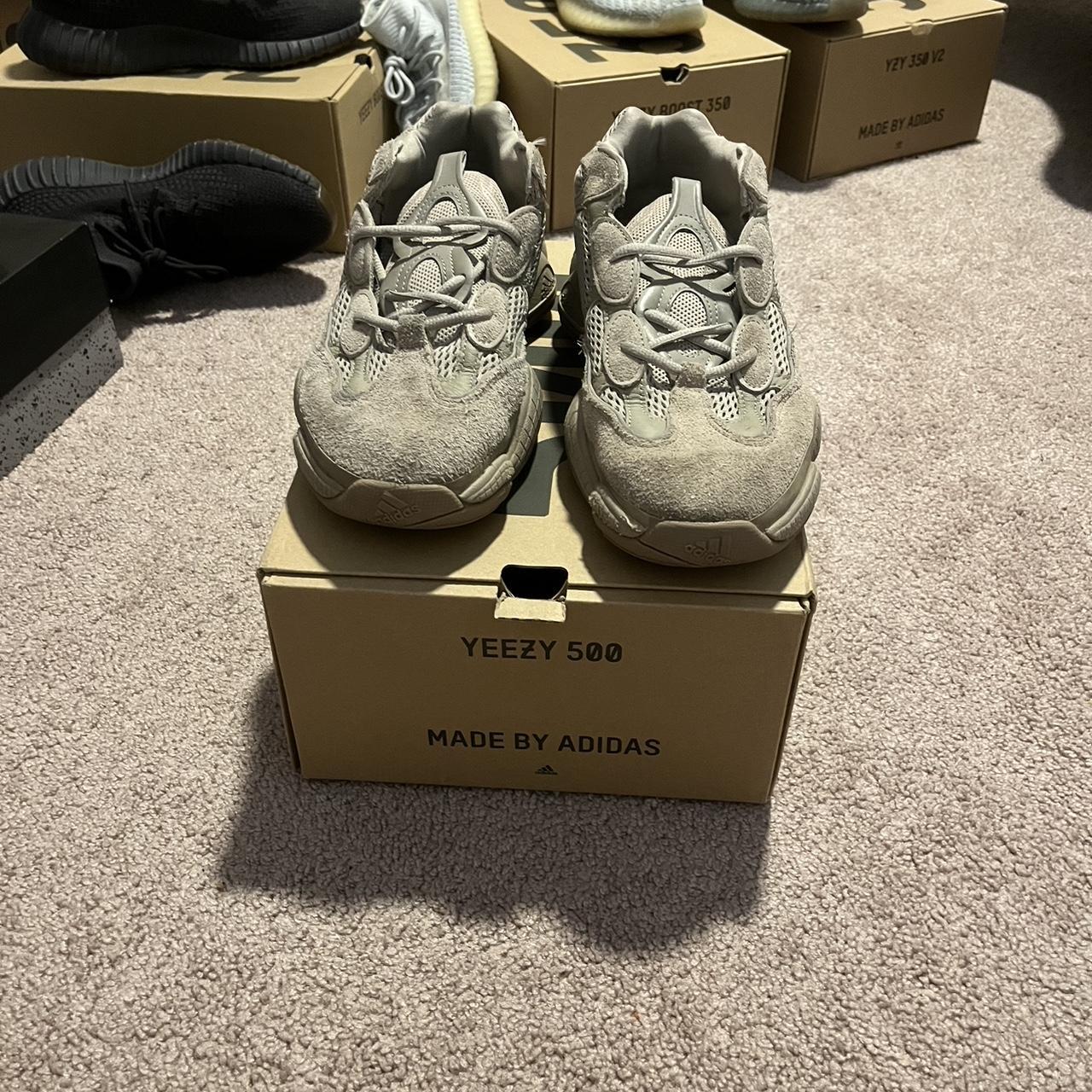 yeezy 500 taupe light box