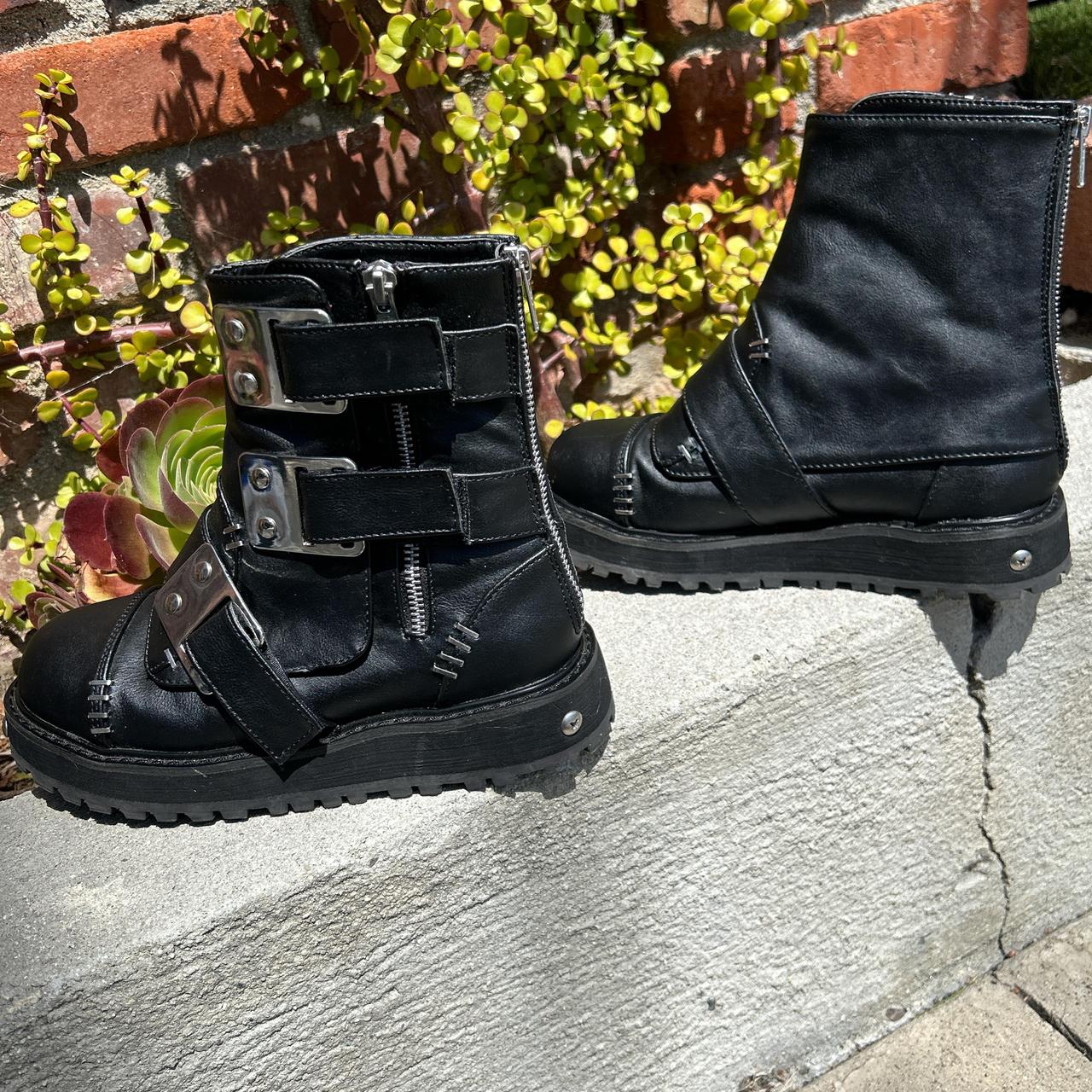 demonia chunky sneakers