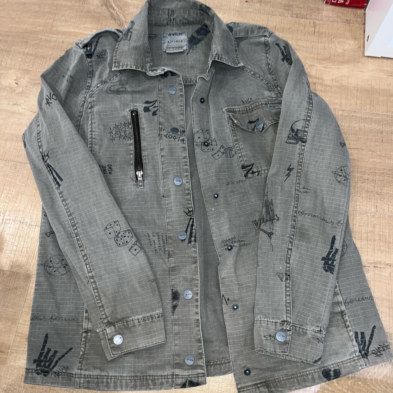 item listed by kenzieeeq24