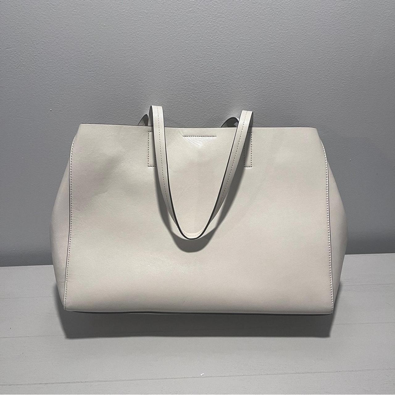 Banana Republic cream tote hot bag