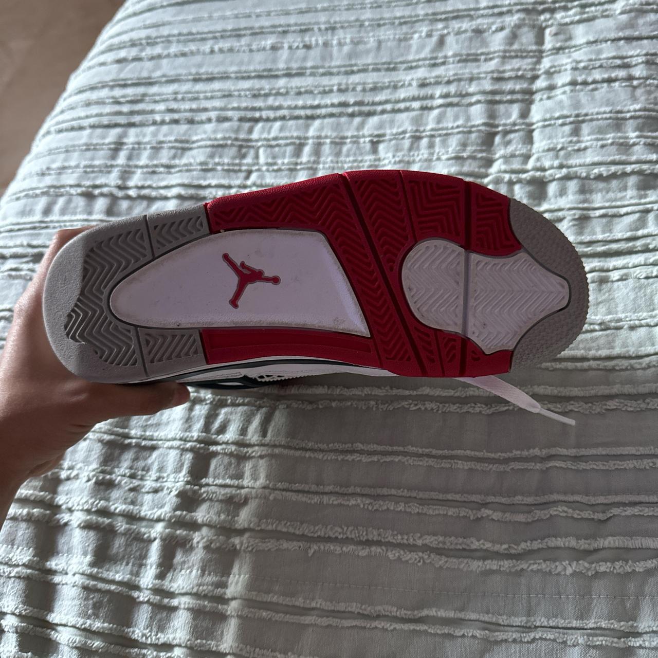 outfits jordan 4 fire red