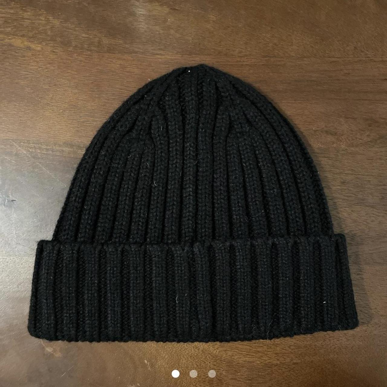 Black ribbed heat tech beanie - uniqlo - so warm... - Depop