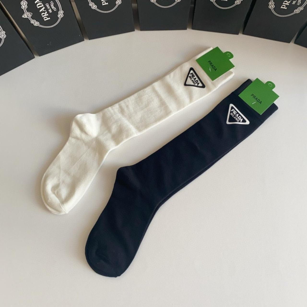 【関税＆送料込み】Prada Socks Prada_SOCKS_BlckPinkLogo01.jpg