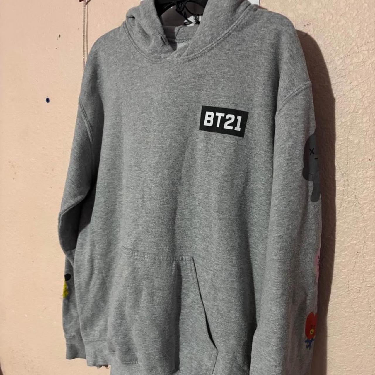 item listed by joon_x_wrld