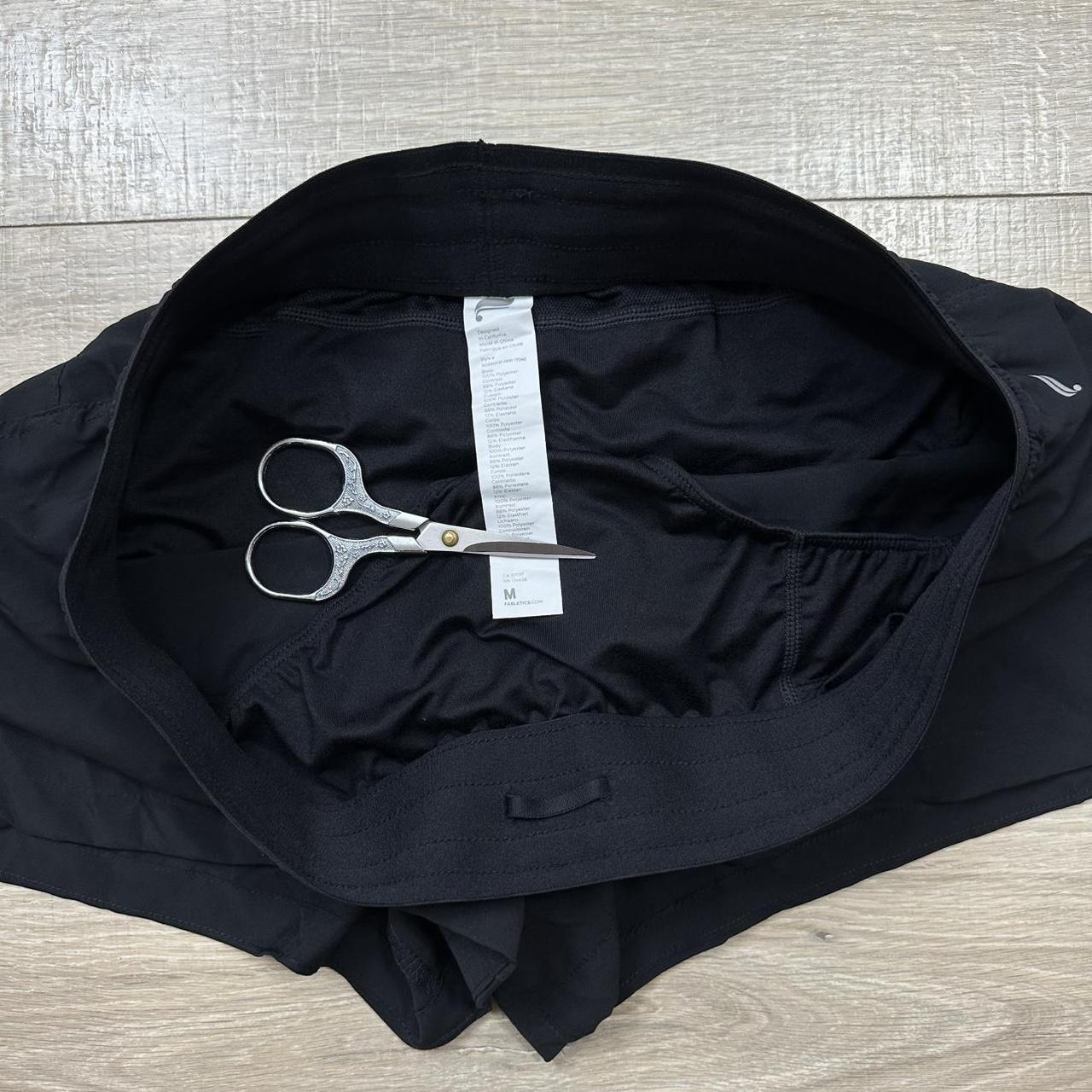 Fabletics Women's Shorts - Black - M – Fabletics … - image 4