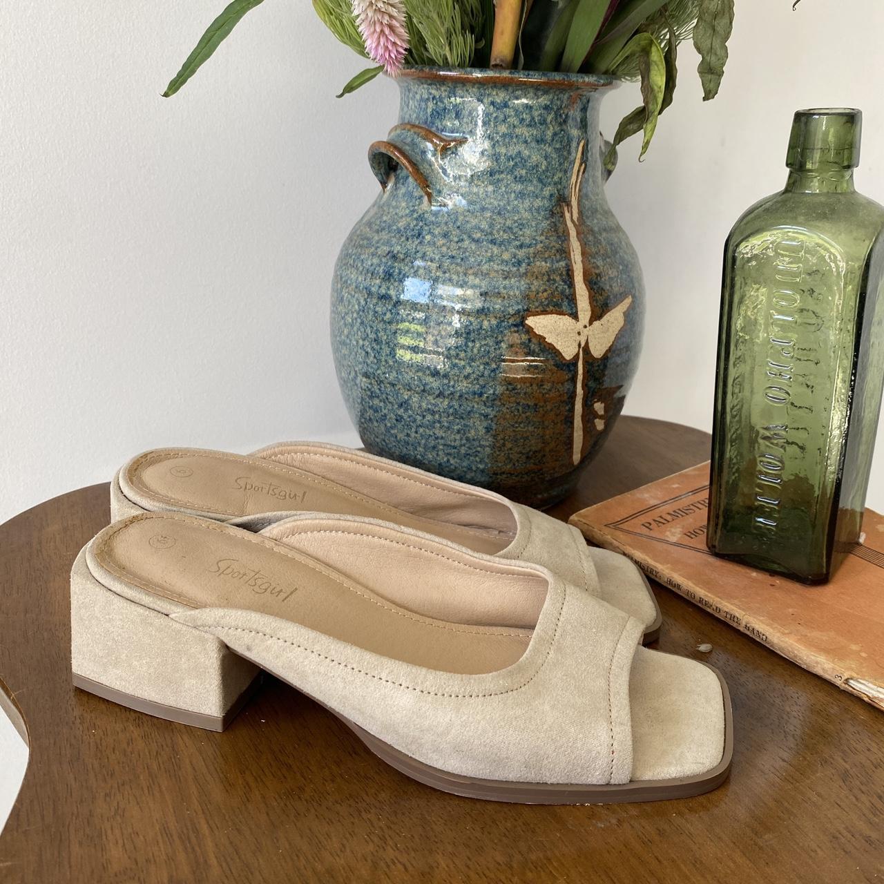 Women's Cream Mules Depop